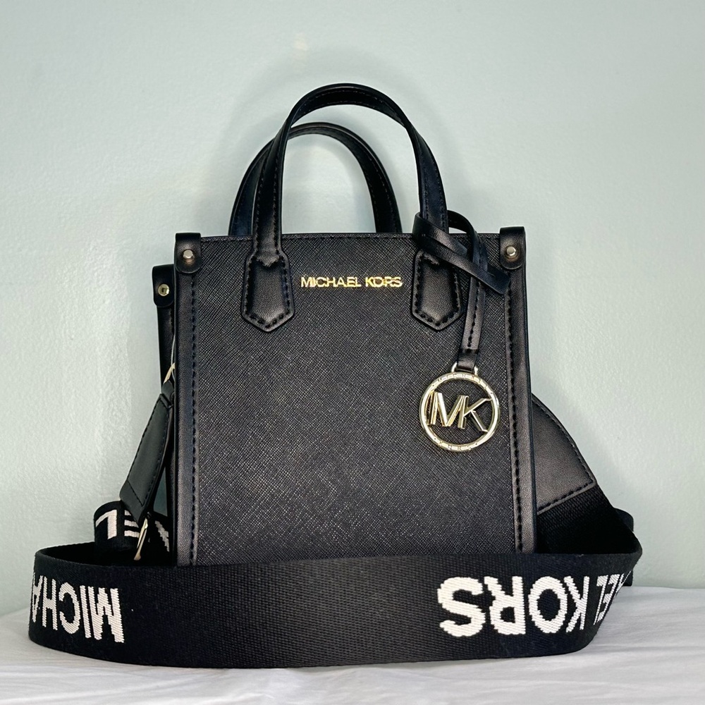 Michael Kors Maple XS Shopper Tote - Black.  #38R4G7MT0L